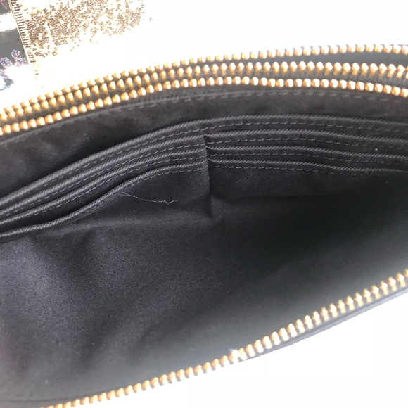 Coach NWT Large Black Leather Wristlet - Picture 5 of 6